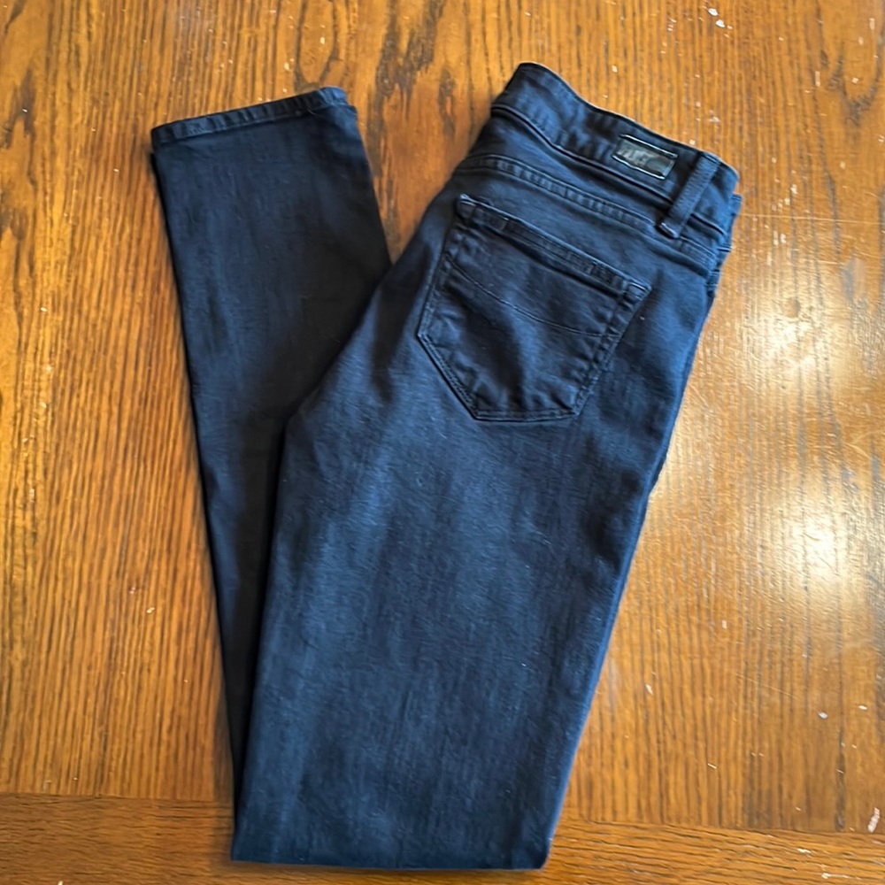 Paige jeans skyline skinny size 26 black